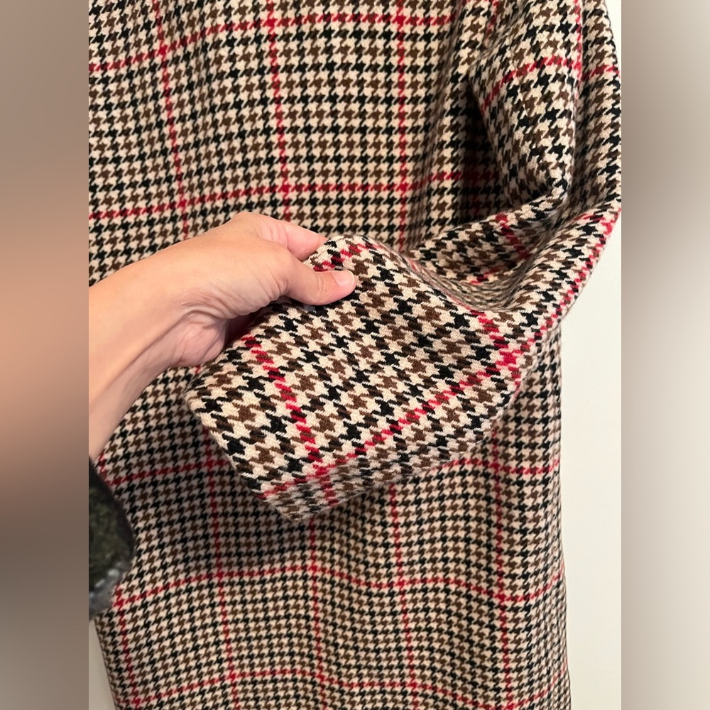 Babaton Houndstooth Coat - Black and Tan - Picture 15 of 15